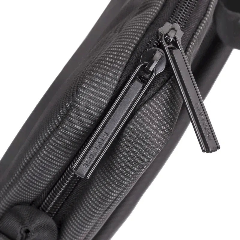 RIVACASE Tivoli Bag 8730 15.6 сумка для ноутбуков-1